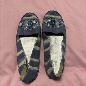 Coach | Slip On Shoe in Blue with Fish Detail | size 8